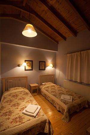 Amadryades Boutique Hotel Alatopetra Bilik gambar